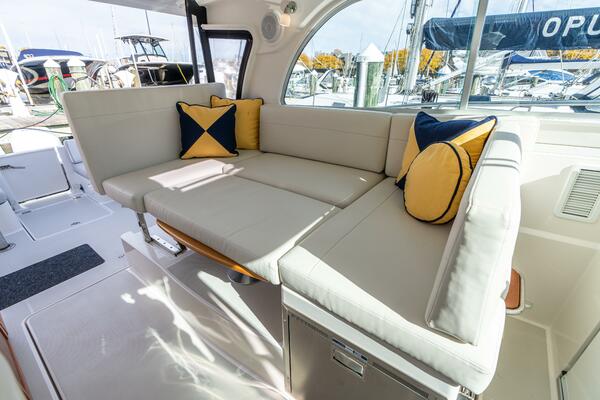 Black Sheep 35ft Back Cove Yacht For Sale