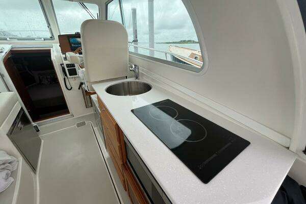 Back Cove 340 Yacht For Sale