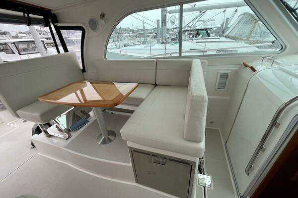 Back Cove 340 Yacht For Sale