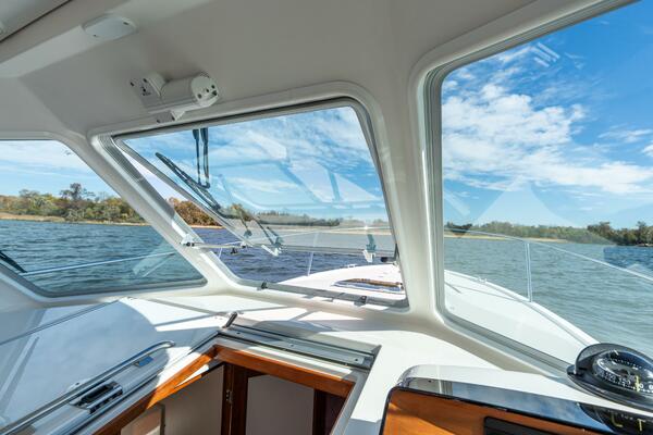 Black Sheep 35ft Back Cove Yacht For Sale