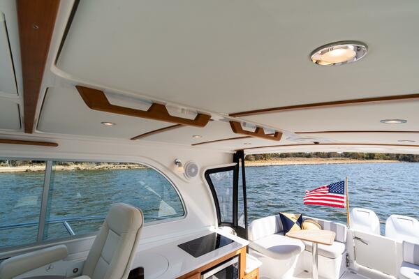 Black Sheep 35ft Back Cove Yacht For Sale