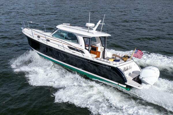 Black Sheep 35ft Back Cove Yacht For Sale
