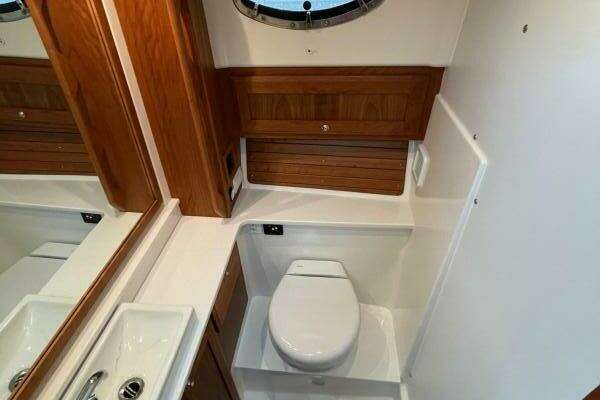 Back Cove 340 Yacht For Sale