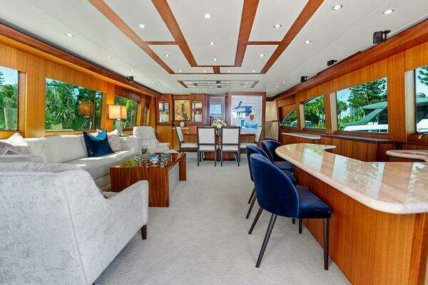 Hatteras 80 Motor Yacht Yacht For Sale