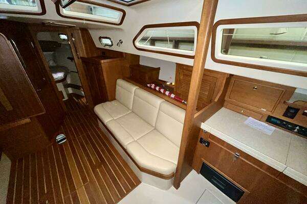 Island Packet 465 Yacht For Sale