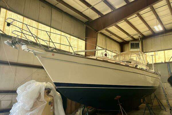 Island Packet 465 Yacht For Sale