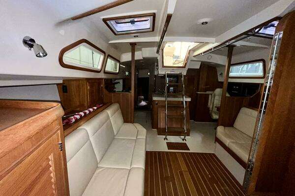 Island Packet 465 Yacht For Sale