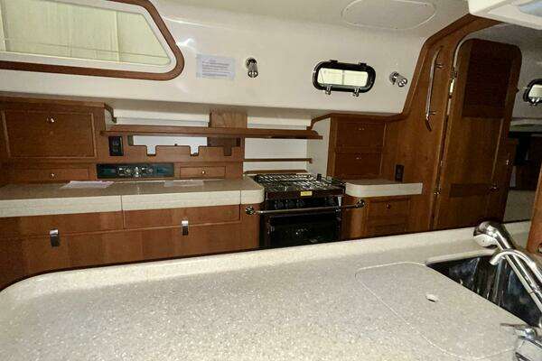 Island Packet 465 Yacht For Sale