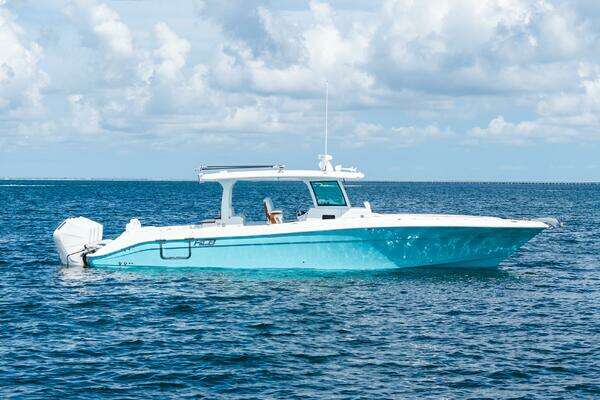 42-ft-HCB-2026-42 Lujo- Tampa Florida United States  yacht for sale