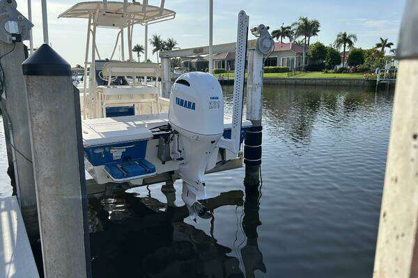 Photo of the 2019 Pathfinder 2200 CC