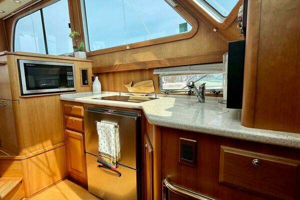 Sabre 40 Sedan Yacht For Sale