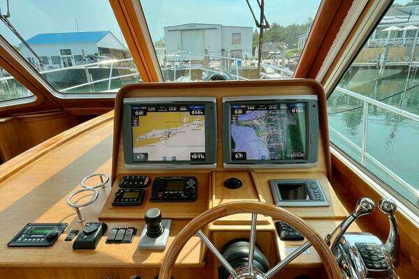 Sabre 40 Sedan Yacht For Sale