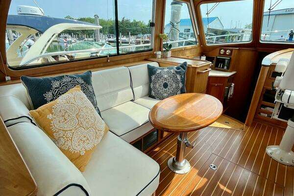 Sabre 40 Sedan Yacht For Sale