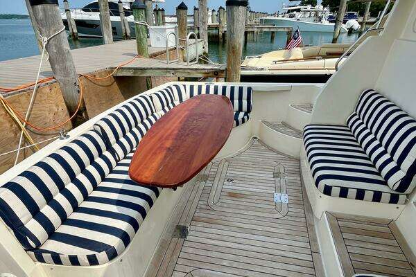 Sabre 40 Sedan Yacht For Sale