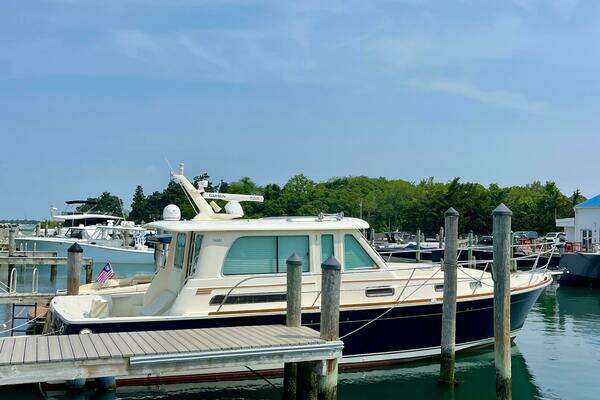 Sabre 40 Sedan Yacht For Sale