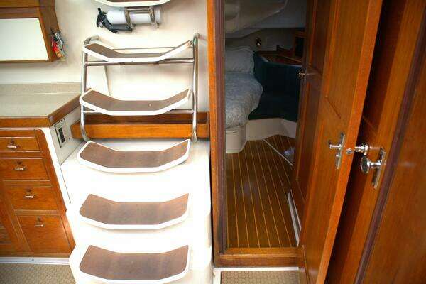 Photo of the 1996 Catalina 400 "Immunity"