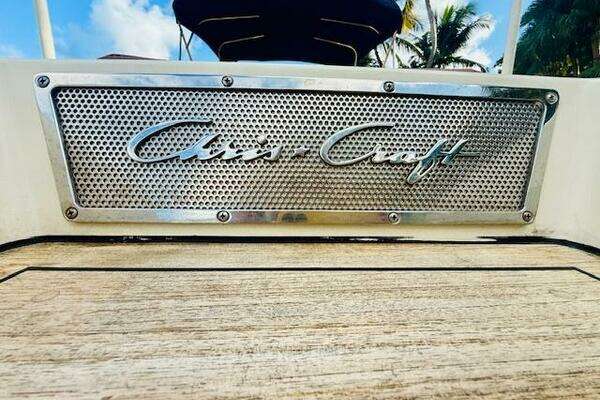 Chris-Craft Launch 32 Yacht For Sale