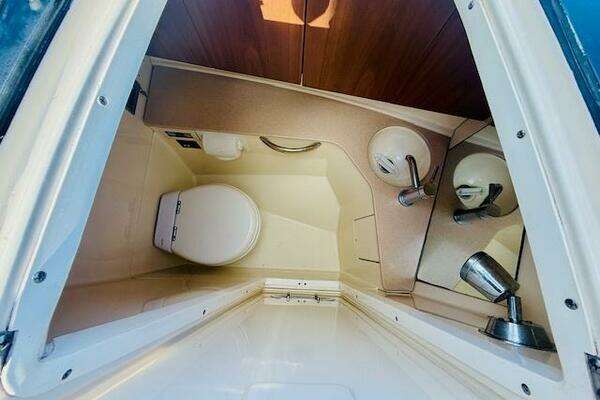 Chris-Craft Launch 32 Yacht For Sale