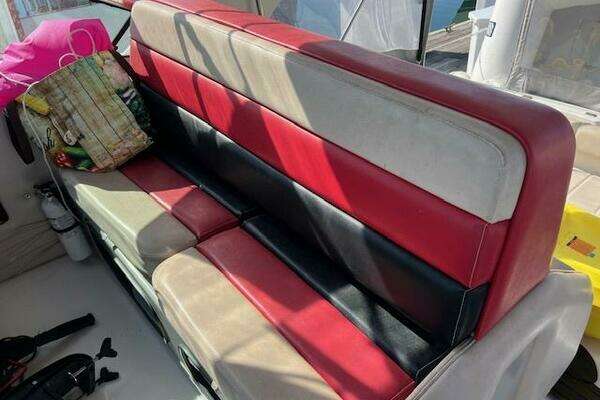 Donzi 30 Yacht For Sale
