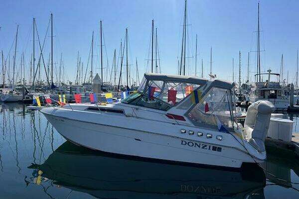 Photo of the 1990 Donzi 30 "Donzi 30"