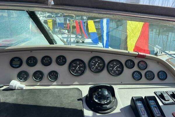 Donzi 30 Yacht For Sale