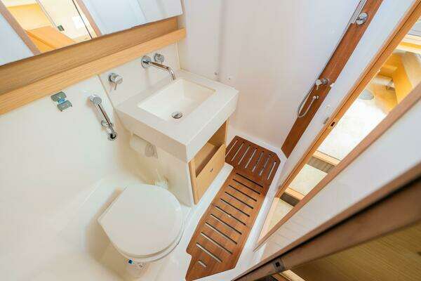 Dufour D61 Yacht For Sale