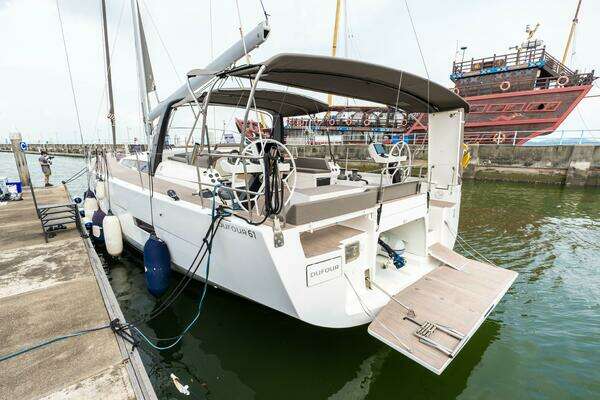 Dufour D61 Yacht For Sale