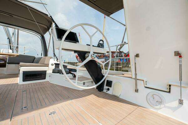 Dufour D61 Yacht For Sale