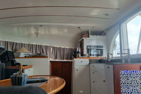 Lagoon 380 Yacht For Sale