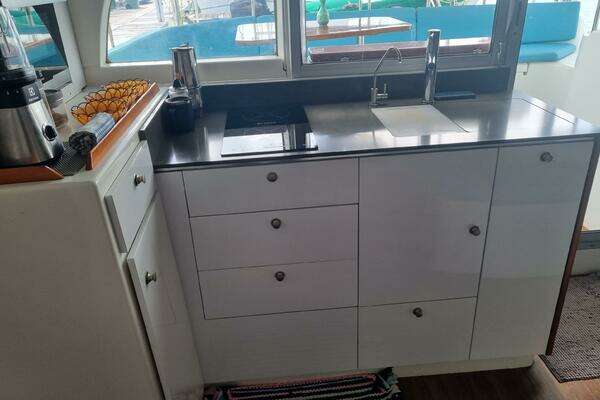 Lagoon 380 Yacht For Sale