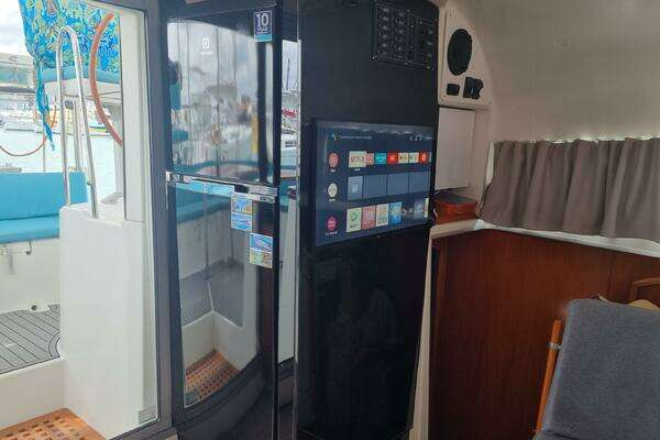 Lagoon 380 Yacht For Sale