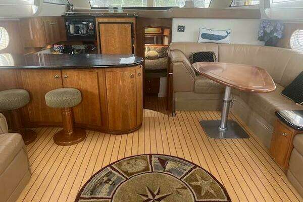 Carver 466MY Yacht For Sale