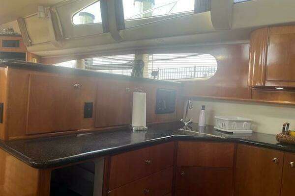 Carver 466MY Yacht For Sale
