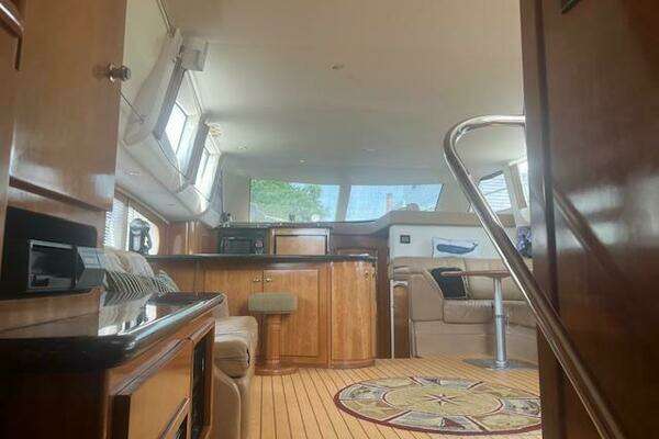 Carver 466MY Yacht For Sale