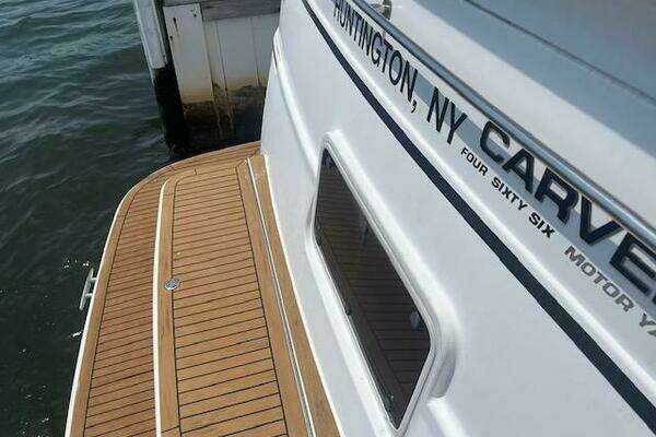 Carver 466MY Yacht For Sale