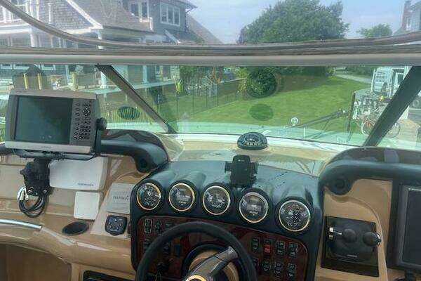Carver 466MY Yacht For Sale