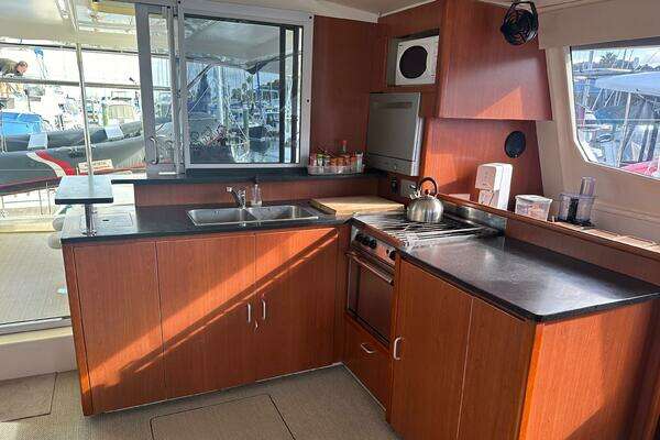 Leopard 48 Yacht For Sale