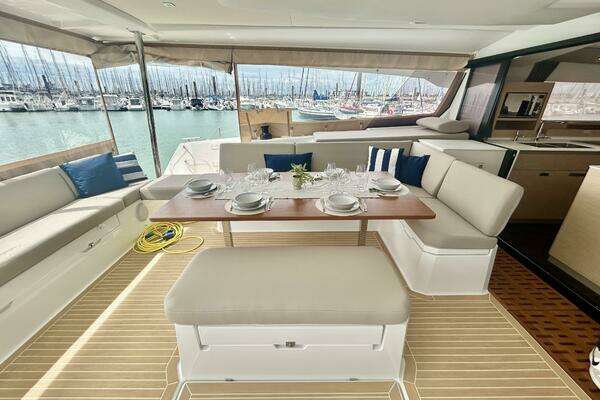 Fountaine Pajot Aura 51 Yacht For Sale