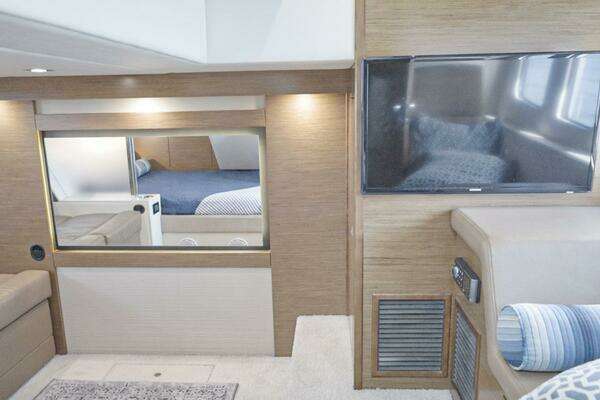 Cruisers Yachts 45 Cantius Yacht For Sale