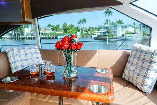 Cruisers Yachts 45 Cantius Yacht For Sale
