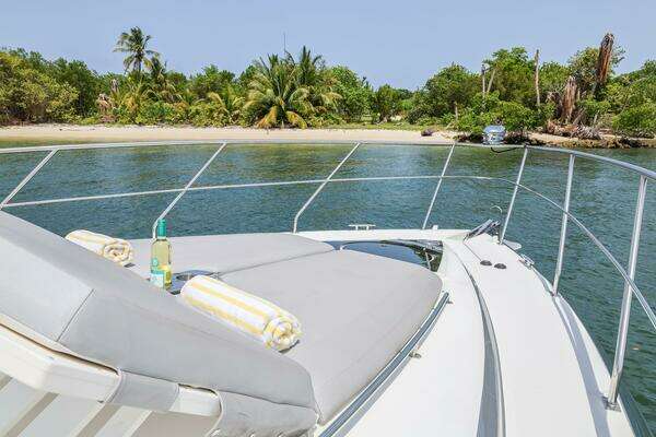 Cruisers Yachts 45 Cantius Yacht For Sale