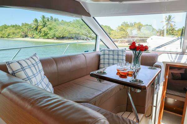 Cruisers Yachts 45 Cantius Yacht For Sale