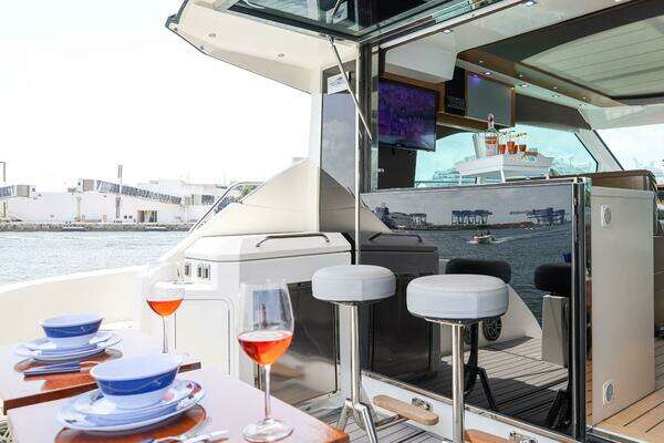 Cruisers Yachts 45 Cantius Yacht For Sale