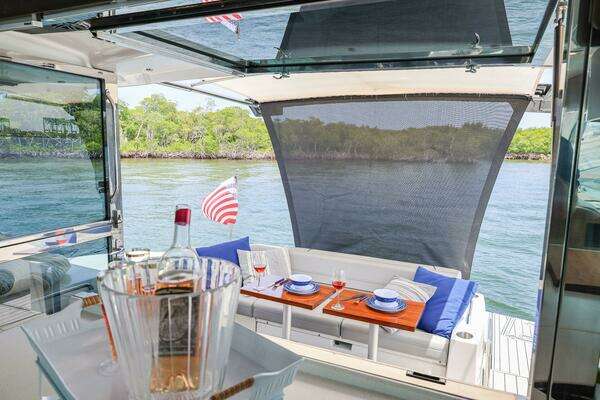 Cruisers Yachts 45 Cantius Yacht For Sale