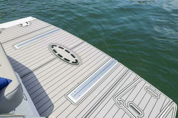 Cruisers Yachts 45 Cantius Yacht For Sale