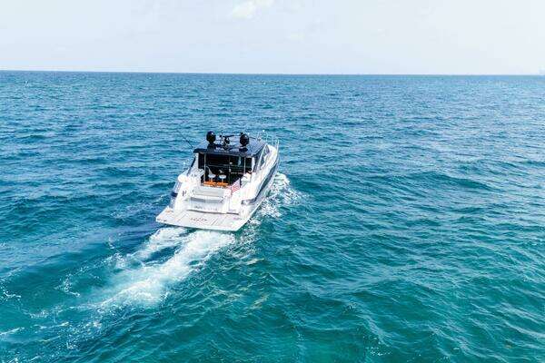 2014 Cruisers Yachts 45