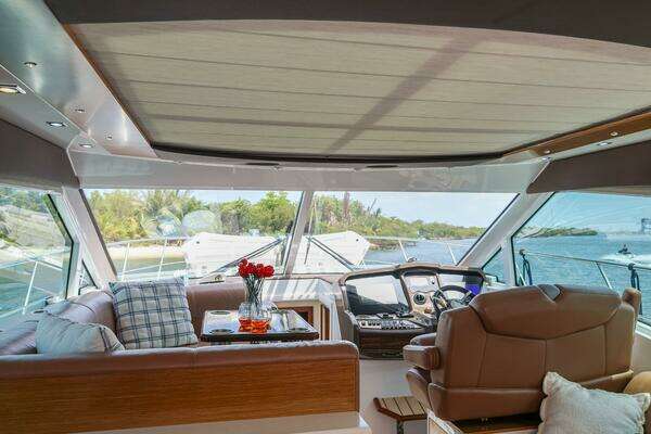 Cruisers Yachts 45 Cantius Yacht For Sale