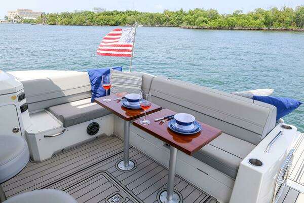 Cruisers Yachts 45 Cantius Yacht For Sale
