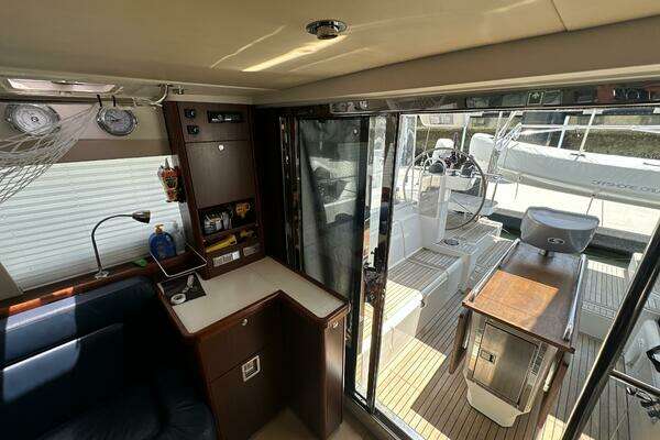 Moody Ds 45 Yacht For Sale