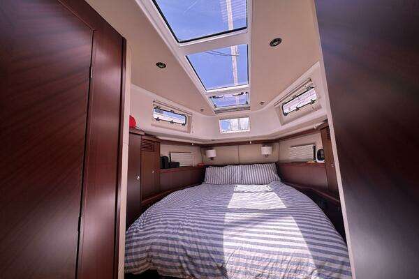 Moody Ds 45 Yacht For Sale